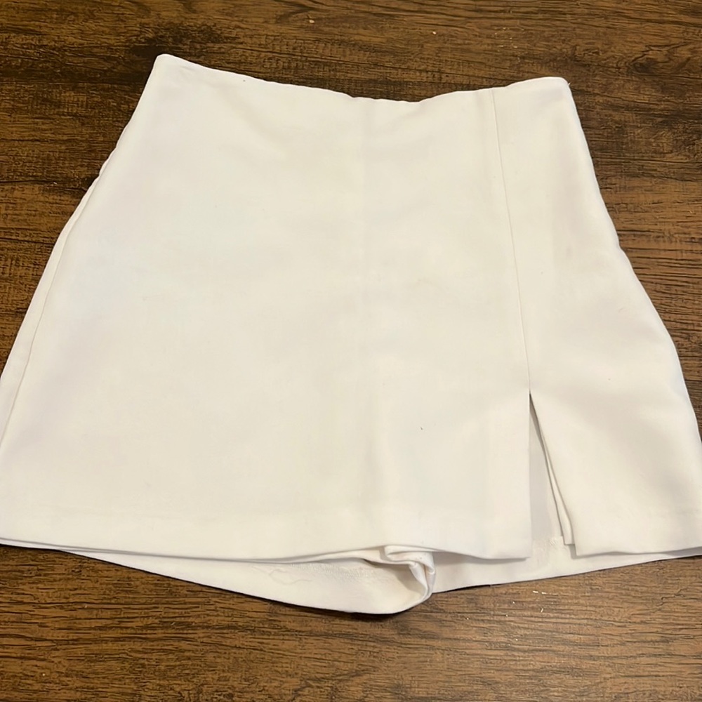 White Zara skort